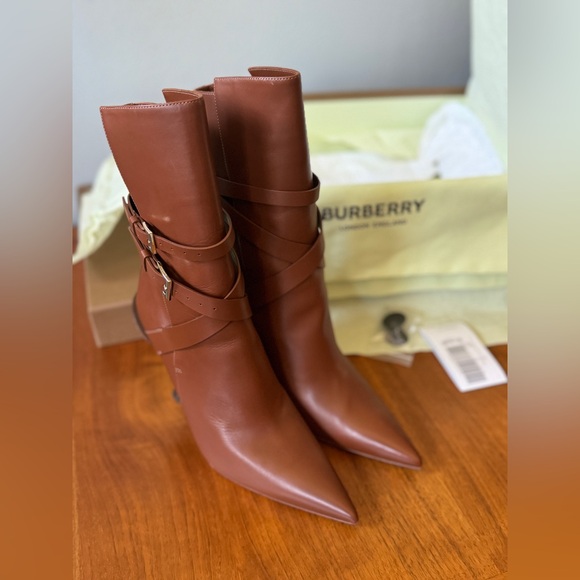 Burberry Boots Heeled Women Leather Tan Hadfield Size 39.5 /US 9.5 $1090 - Picture 2 of 15